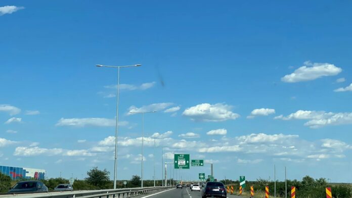 ⚠️ Restricții de circulație pe Autostrada Bucureștiului, pe Lotul 2 Sud al A0, unde se fac reparații la 2 ani și-un pic de la inaugurare. Cât durează deranjul