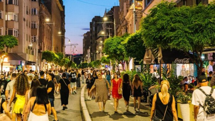 Restricții de trafic în București: Calea Victoriei și Ion Brezoianu devin pietonale în weekend, până în octombrie