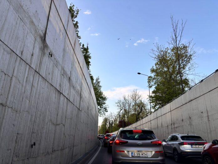 Restricții temporare de circulație în Pasajul Piața Presei pentru lucrări la viitoarea stație de metrou Piața Montreal