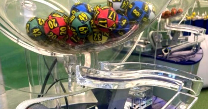 Rezultate LOTO - Joi, 23 aprilie 2026: La 6/49 sunt în joc peste 3,3 milioane de euro. Report cumulat la Noroc de 1,12 milioane de euro