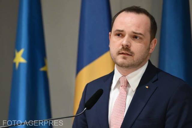 Rogobete: Măsurile recente cresc deja rata de vaccinare pe mai multe paliere; combaterea dezinformării și recâștigarea încrederii, priorități