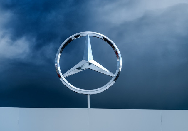 Samsung SDI și Mercedes-Benz semnează primul acord de furnizare de baterii pentru vehicule electrice