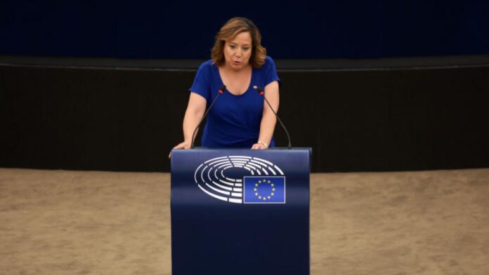 Schimb de replici la Bruxelles: S&D îl atacă pe Weber după mesajul pro-Bolojan