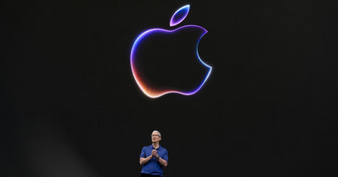 Schimbare la vârful Apple: Tim Cook se retrage după 15 ani la conducere, John Ternus este numit noul CEO