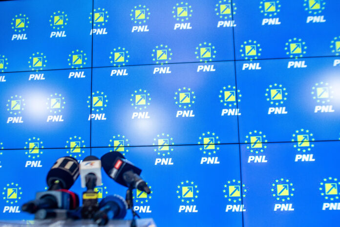 Ședința extinsă a PNL: Susținere pentru premierul Ilie Bolojan după retragerea sprijinului de către PSD
