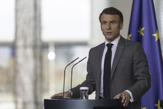 Statele Unite nu vor mai proteja mult timp Europa, crede preşedintele Franţei, Emmanuel Macron / „Iubeşte războiul cel care nu mai speră nimic. Când îţi place viitorul, nu ai niciun chef de război”