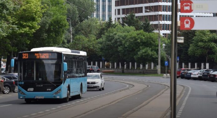 Stația „Piața Eroii Revoluției” de pe linia 323 se mută începând de joi, 23 aprilie 2026