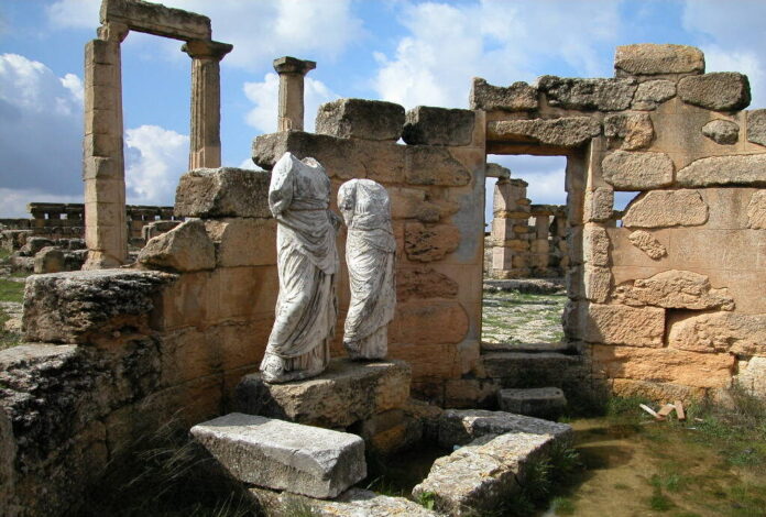 Statuie monumentală a zeiței Atena, veche de 2.000 de ani, descoperită în Turcia