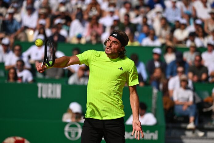 Stefanos Tsitsipas, derapaj total la adresa tatălui său, care-i este antrenor: „ticălosule, imbecilule, idiotule”