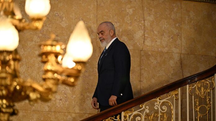 „Trebuie să vorbim cu toată lumea”. Premierul Albaniei critică UE pentru o greșeală „strategică” în relația cu Rusia