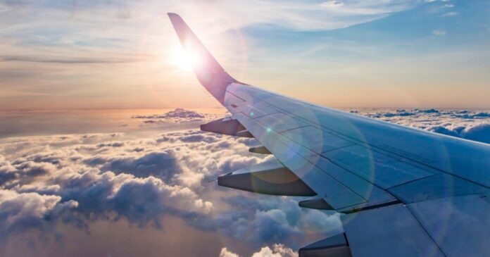 UE dispune de rezerve de combustibil pentru aviație pentru aproximativ cinci luni, conform evaluării olandeze