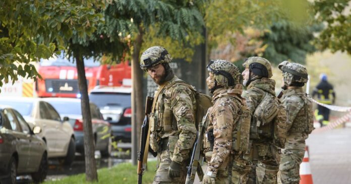 Un an fără pauză pe front: drama soldaților ucraineni rămași fără înlocuitori