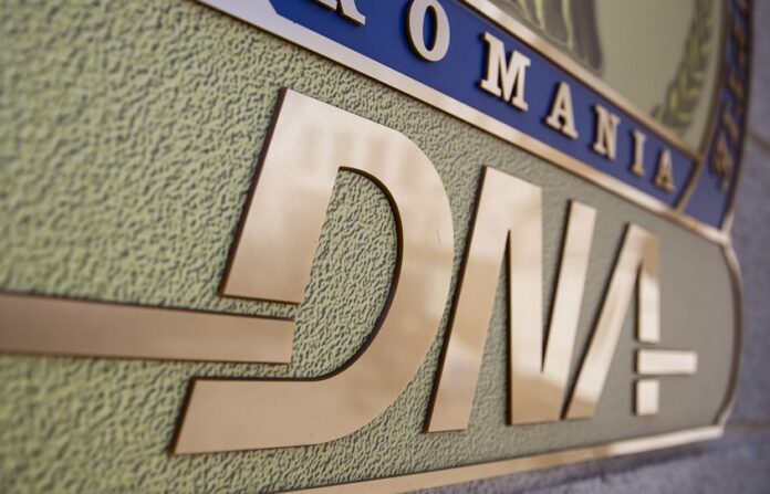 UPDATE: Șeful PNL al Consiliului Județean Sălaj, pus sub control judiciar; Dinu Iancu Sălăjanu s-a autosuspendat de la conducerea organizației județene; Baronul PSD Moldovan, șeful CJ Bistrița-Năsăud, și-a dat demisia în ziua perchezițiilor