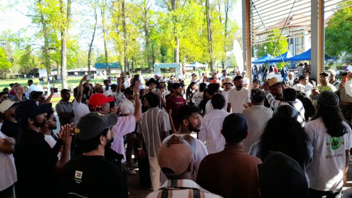 VIDEO FOTO Sute de srilankezi din Timișoara au sărbătorit Anul Nou Singalez la Muzeul Satului Bănățean / Tradițiile celei de-a doua cea mai mari comunități de migranți non-europeni din orașul de pe Bega