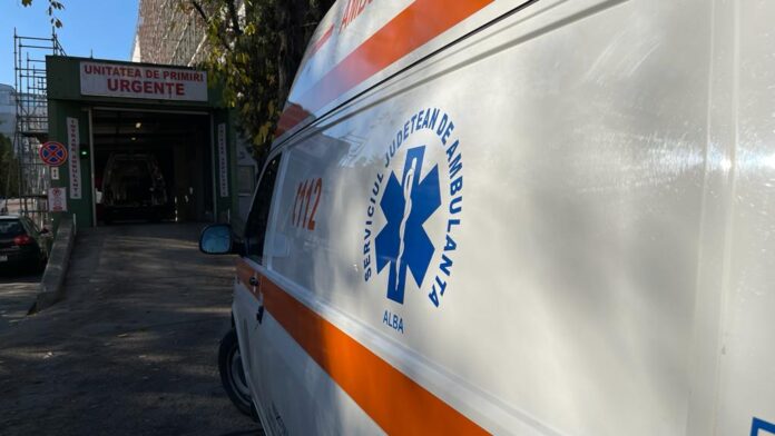 13 persoane au acuzat stare de rău și două au fost transportate la spital în urma unui tratament la un centru medical din Eforie Nord