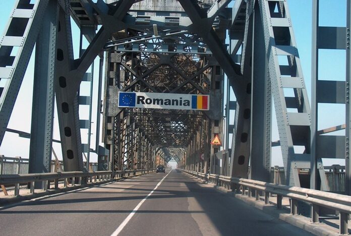 Alertă: Site web fals percepe o taxă de „trecere” a podului peste Dunăre – Escrocherie online