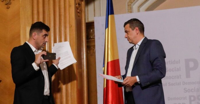 „Apele se separă”. Scenariile sociologului Remus Ștefureac la încercările PSD - AUR de a strânge semnături pentru dărâmarea Guvernului