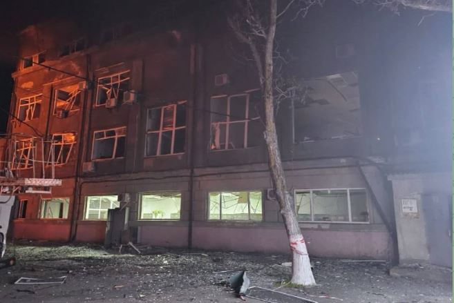 Atac rusesc cu drone lângă granița cu România: Incendiu în Deltă și un spital lovit în regiunea Odesa