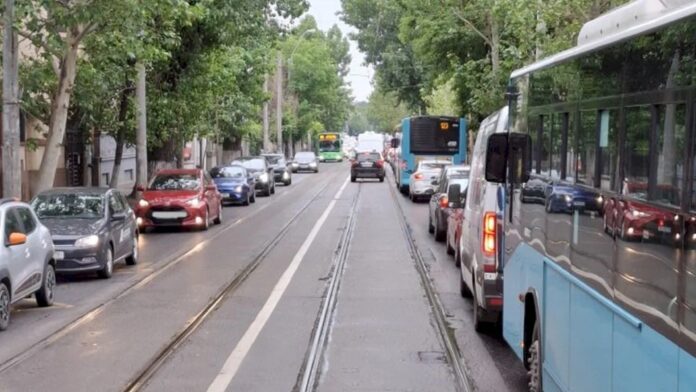 Bucuria de duminică dimineață pentru șoferii din Capitală: Bucharest Half Marathon și străzi blocate în oraș. Unde s-a închis traficul