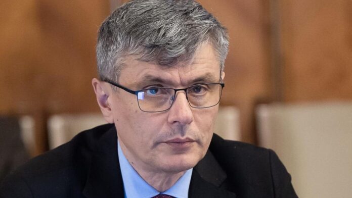 Când se ieftinește curentul electric? Virgil Popescu: Într-un an sau doi, vom avea o producție de energie mai mare decât consumul