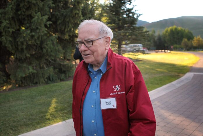 De ce a vândut Warren Buffett acțiunile Disney? „Dacă ai o afacere suficient de bună, chiar și un nepot idiot o poate conduce”, a spus el