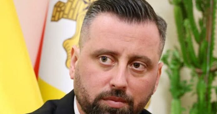 Deputat PSD anunță că nu votează moțiunea PSD-AUR, „împotriva celui mai competent premier de după Revoluție”
