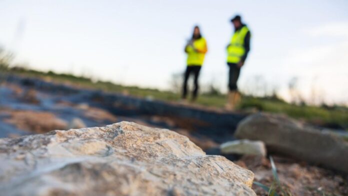Descoperire arheologică spectaculoasă: Muncitori au găsit o comoară de peste 2.200 de ani sub o autostradă din Cehia