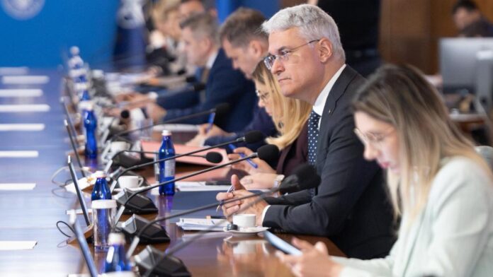 Dragoș Pîslaru spune că PSD nu a retras sprijinul politic Guvernului Bolojan: „Este un guvern cu puteri depline”
