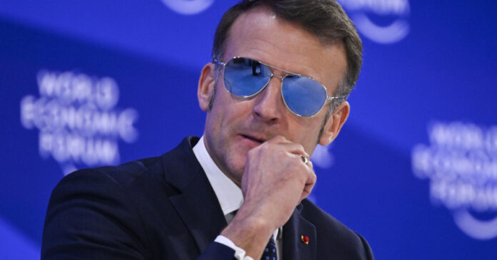 Emmanuel Macron laudă clauza de apărare reciprocă a UE, spunând că este mai puternică decât Articolul 5 NATO. „Este beton”