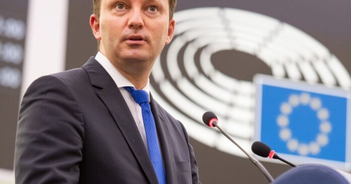 Europarlamentarul Siegfried Mureșan: „PSD e mai apropiat de partidul lui Fico decât de social-democrații pro-europeni”