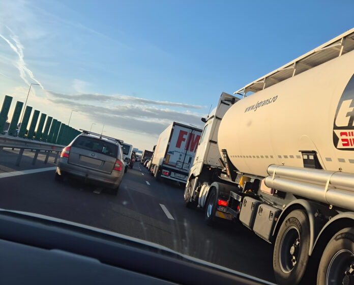 FOTO | Accident grav pe Autostrada Bucureștiului, în zona Bragadiru, în această dimineață. Martor: A0, blocată pe ambele sensuri