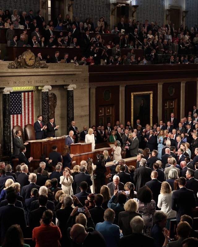 În fața Congresului american, Regele Charles al III-lea îndeamnă Statele Unite să rămână alături de aliații occidentali: mesaje ascunse în discurs, conform POLITICO