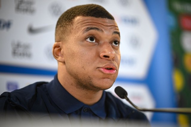 Îngrijorare la naționala Franței: Kylian Mbappé a cerut să fie schimbat la finalul meciului Real Madrid-Betis Sevilla, acuzând dureri la ischiogambieri