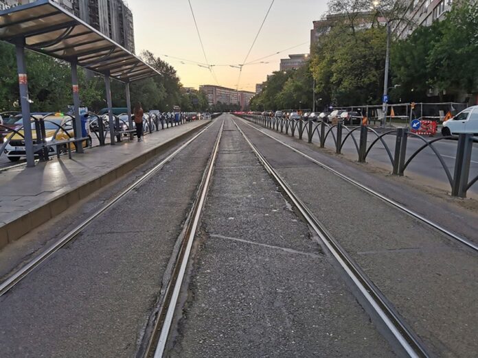 Lucrări la liniile de tramvai în nordul Capitalei, începând de luni, 27 aprilie. Intervenții pe Bucureștii Noi, Gloriei și Piatra Morii, cu modificări în transportul public