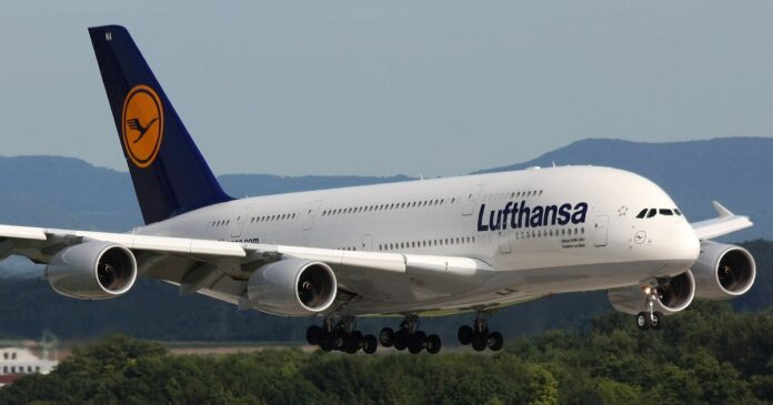 Lufthansa introduce un nou tarif pentru bagajul de mână: măsura intră în vigoare din luna mai