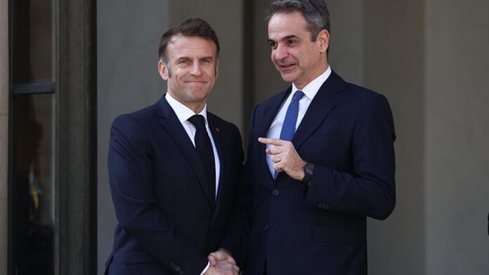 Macron: Clauza de apărare a UE, „mai puternică” decât articolul 5 NATO. Președinții SUA, Rusiei și Chinei „sunt împotriva europenilor”