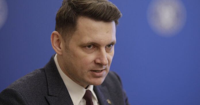 Mircea Abrudean: Drona fabricată în Rusia care a căzut în Galaţi arată că trebuie să rămânem în alertă