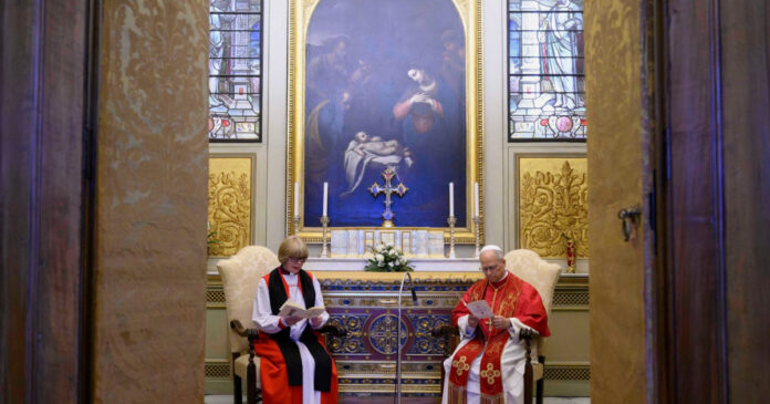 Moment istoric la Vatican: Papa Leon al XIV-lea s-a rugat alături de Arhiepiscopul de Canterbury