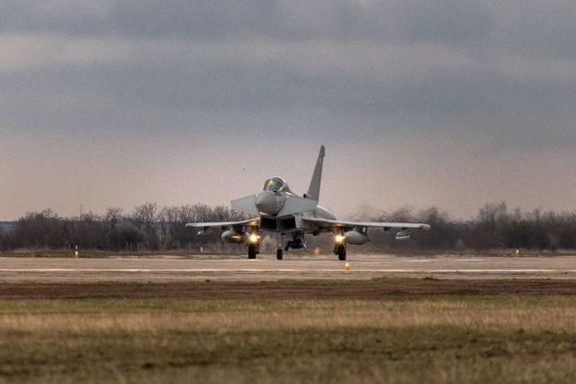 Noi atacuri rusești în Ucraina, lângă granița României: 15 drone urmărite, fără încălcări ale spațiului aerian românesc; două aeronave militare au fost ridicate de la sol