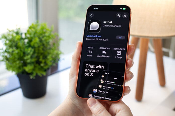 Noua mișcare a lui Elon Musk: XChat, aplicația care promite zero monitorizare pentru utilizatorii X