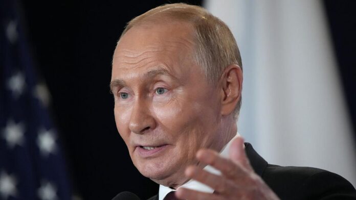 Opoziția publică față de regimul de la Kremlin crește, iar Putin reacționează în singurul mod pe care îl cunoaște