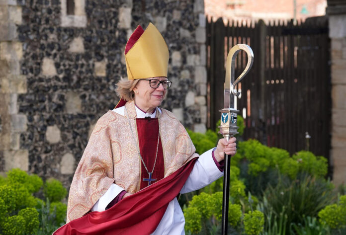 Prima femeie la conducerea Bisericii Anglicane, în vizită la papa Leon al XIV-lea