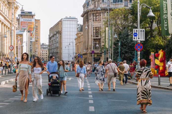 Primăria Capitalei reduce decibelii pe Calea Victoriei, după investigația BdB: „Străzi Deschise pentru afaceri de partid”
