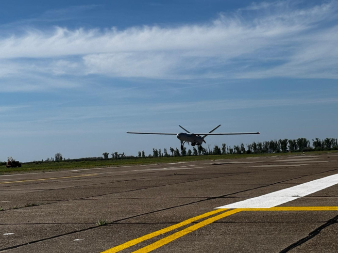 Primul zbor de test în România pentru dronele Watchkeeper: Elbit a deschis oficial fabrica de drone lângă București, după ce MApN a amenințat cu rezilierea contractului