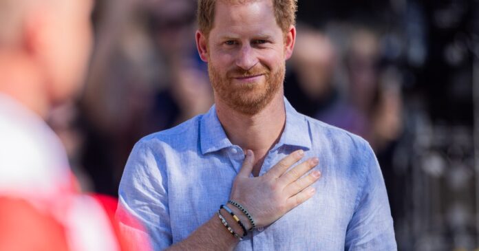 Prințul Harry testează tehnologia modernă de deminare în Ucraina, la trei decenii după gestul simbolic al prințesei Diana în Angola