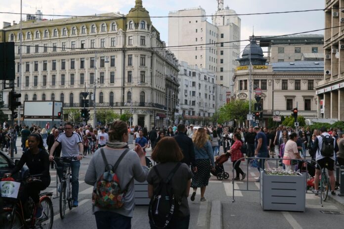 PROGRAM | Bucureștiul, pietonal din acest weekend: Calea Victoriei și, în premieră, o nouă stradă – Ion Brezoianu, din zona Cișmigiu, închise traficului auto până la ora 22:00, în „Străzi Deschise”