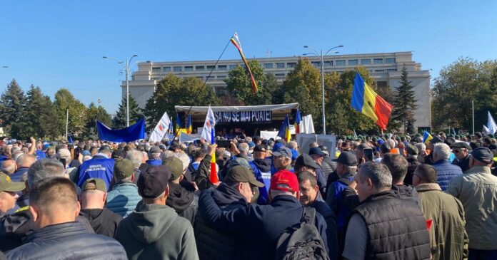 Protest masiv în Piața Victoriei: peste 10.000 de sindicaliști așteptați în stradă pentru Ziua mondială a siguranței și sănătății la locul de muncă
