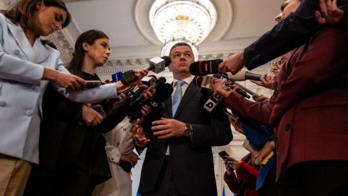 PSD anunță demisia în bloc a secretarilor de stat, prefecților și subprefecților, înaintea votului la moțiunea de cenzură