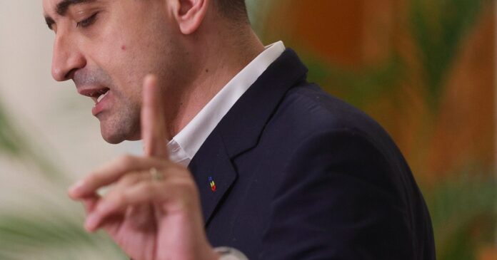 PSD și AUR merg până la capăt? Cât de posibil e scenariul unei alianțe de guvernare. Politolog: „Transformă AUR în principalul partid”