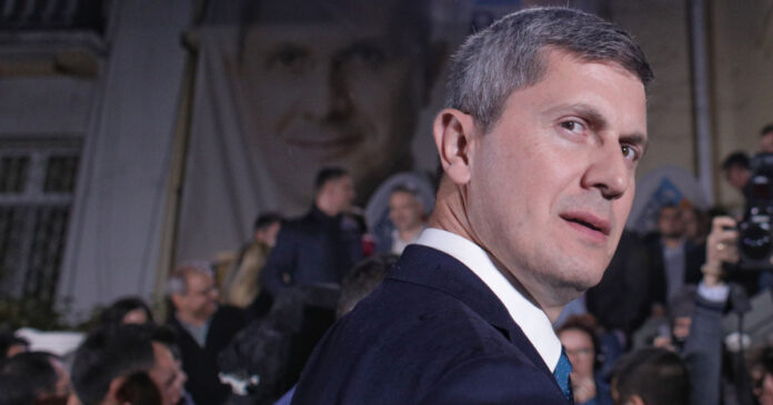 Reacție din USR, după alianța PSD-AUR împotriva lui Bolojan: „Drumul pe care şi-l doresc duce fix la groapă”